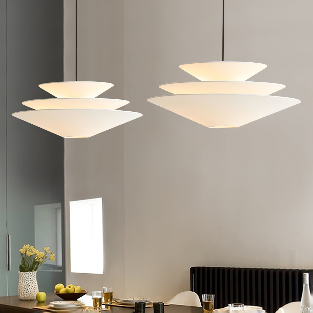 Triara lampada a sospensione minimalista a Strati
