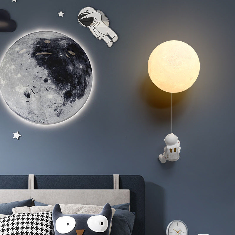 Aria Moderno Luna LED Applique Bianco Resina Camera dei Bambini - Relic Pieces