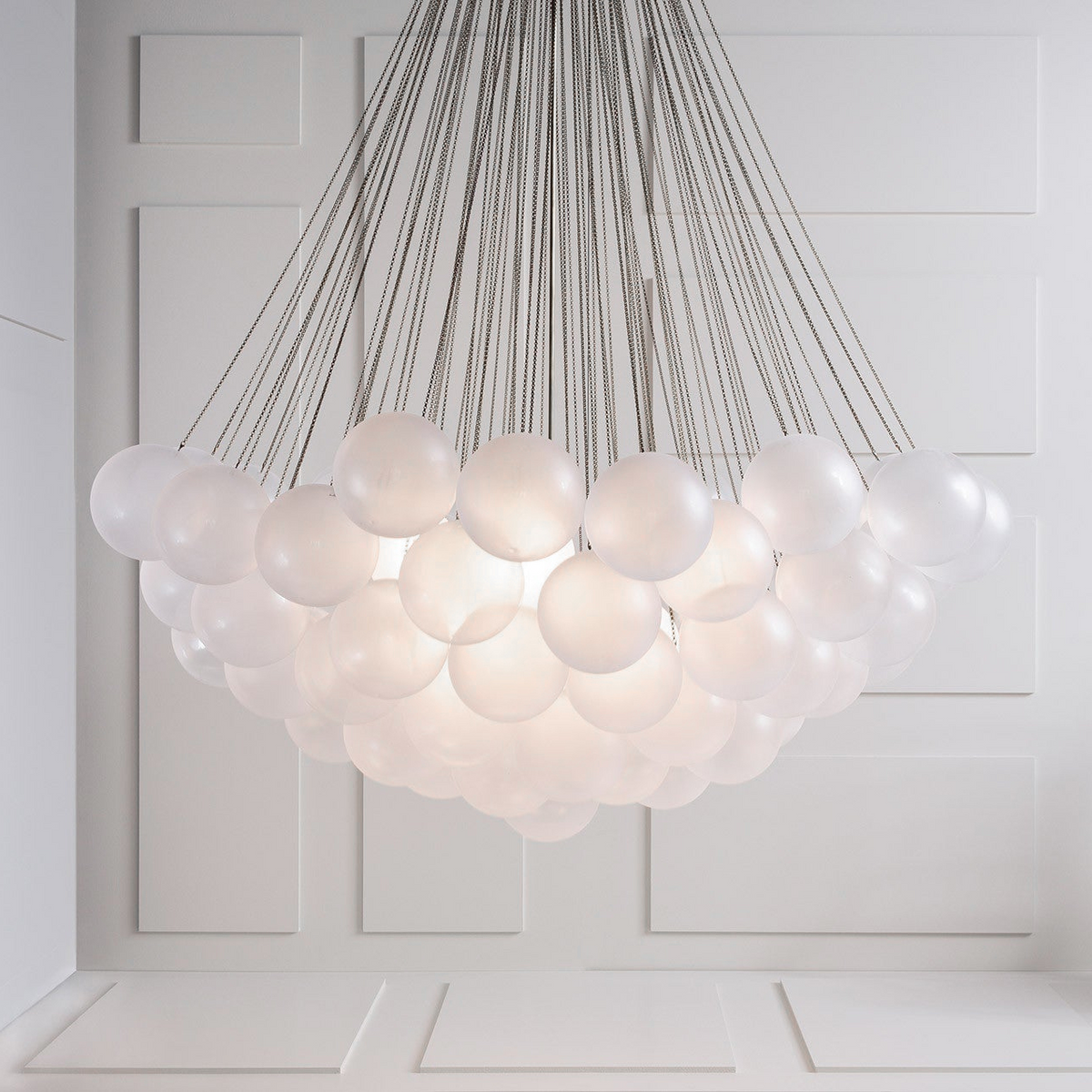 Lustra Lux Lampadario con Bolle in Vetro Satinato - Relic Pieces