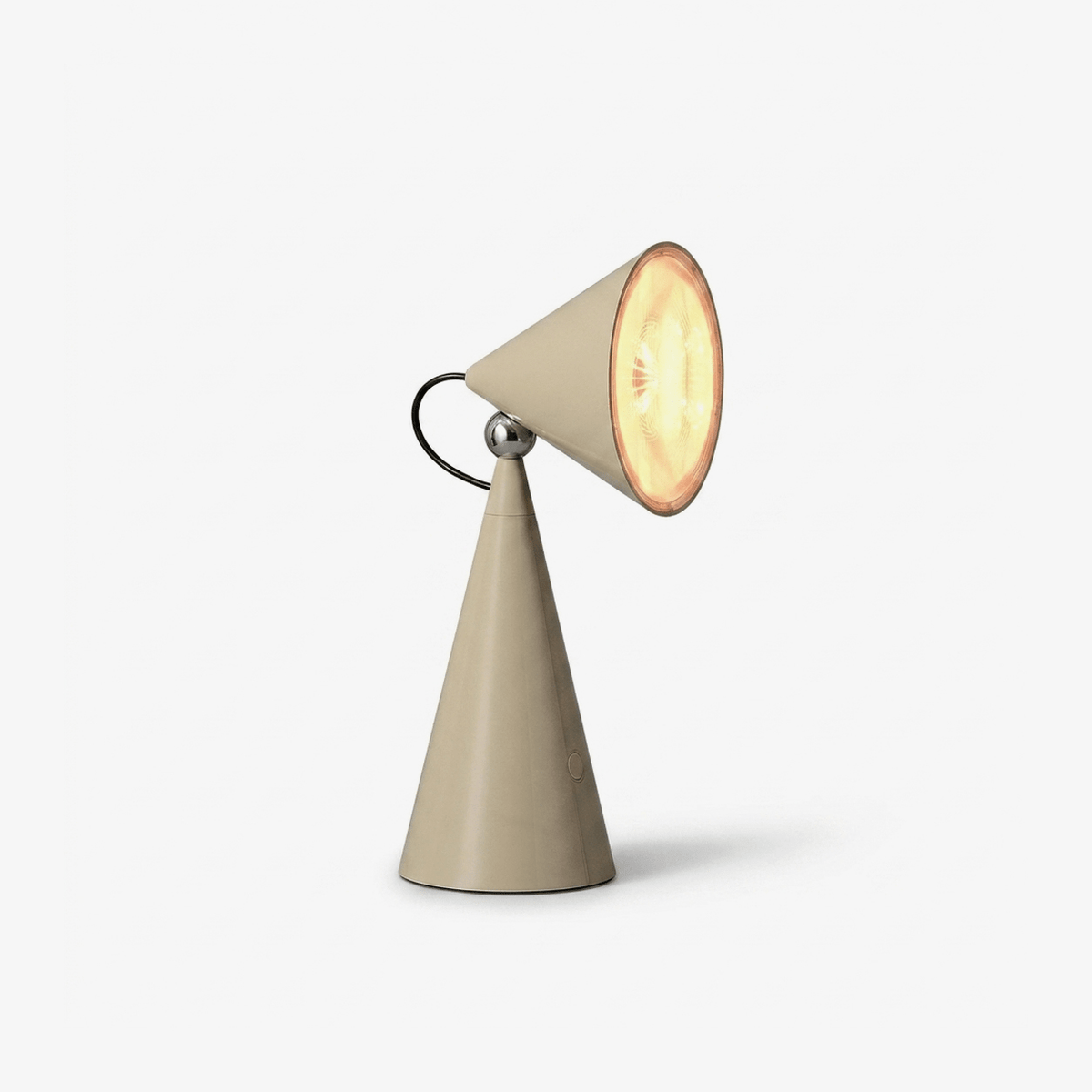 Rechargeable lampada da tavolo a cono