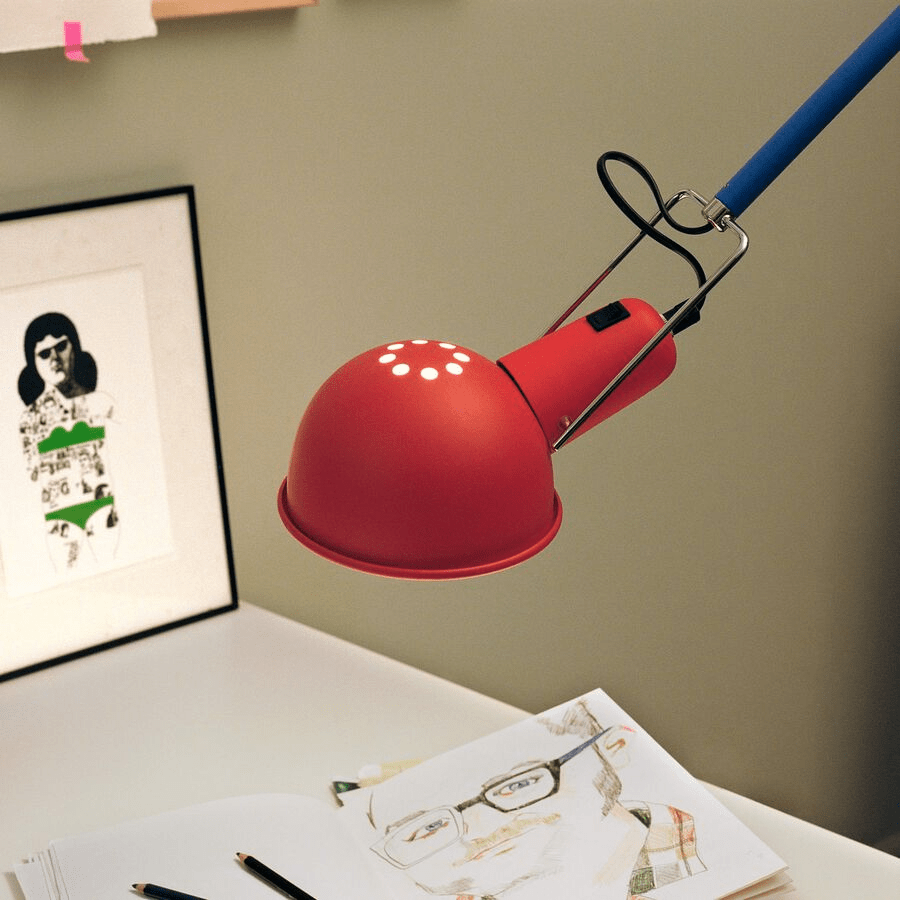 Vellaro lampada da parete con Braccio Oscillante Lungo