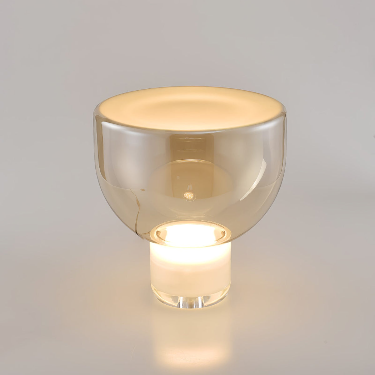 Cavm lampada da tavolo in vetro elegante