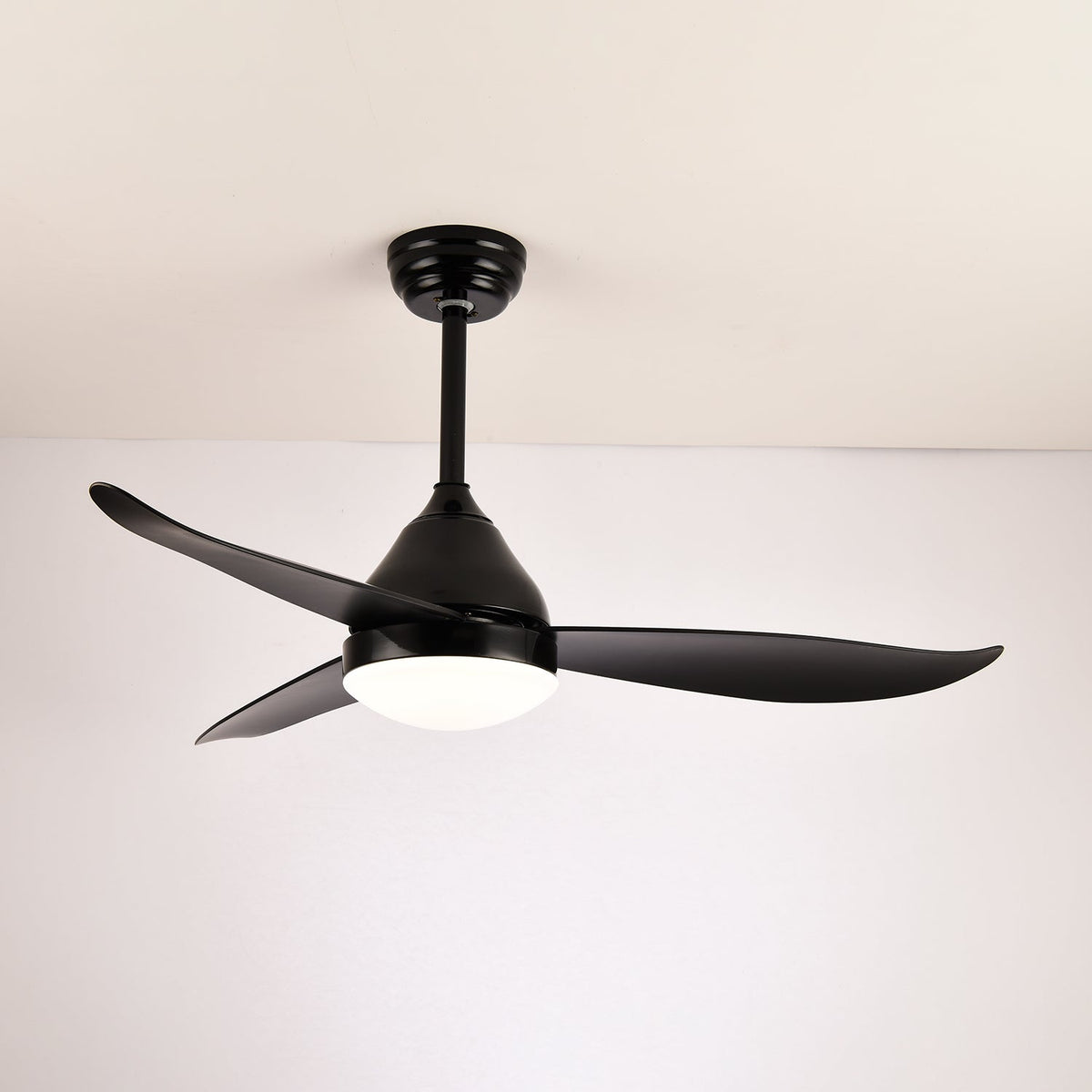 Fia Ventilatore da soffitto con luce in legno moderno