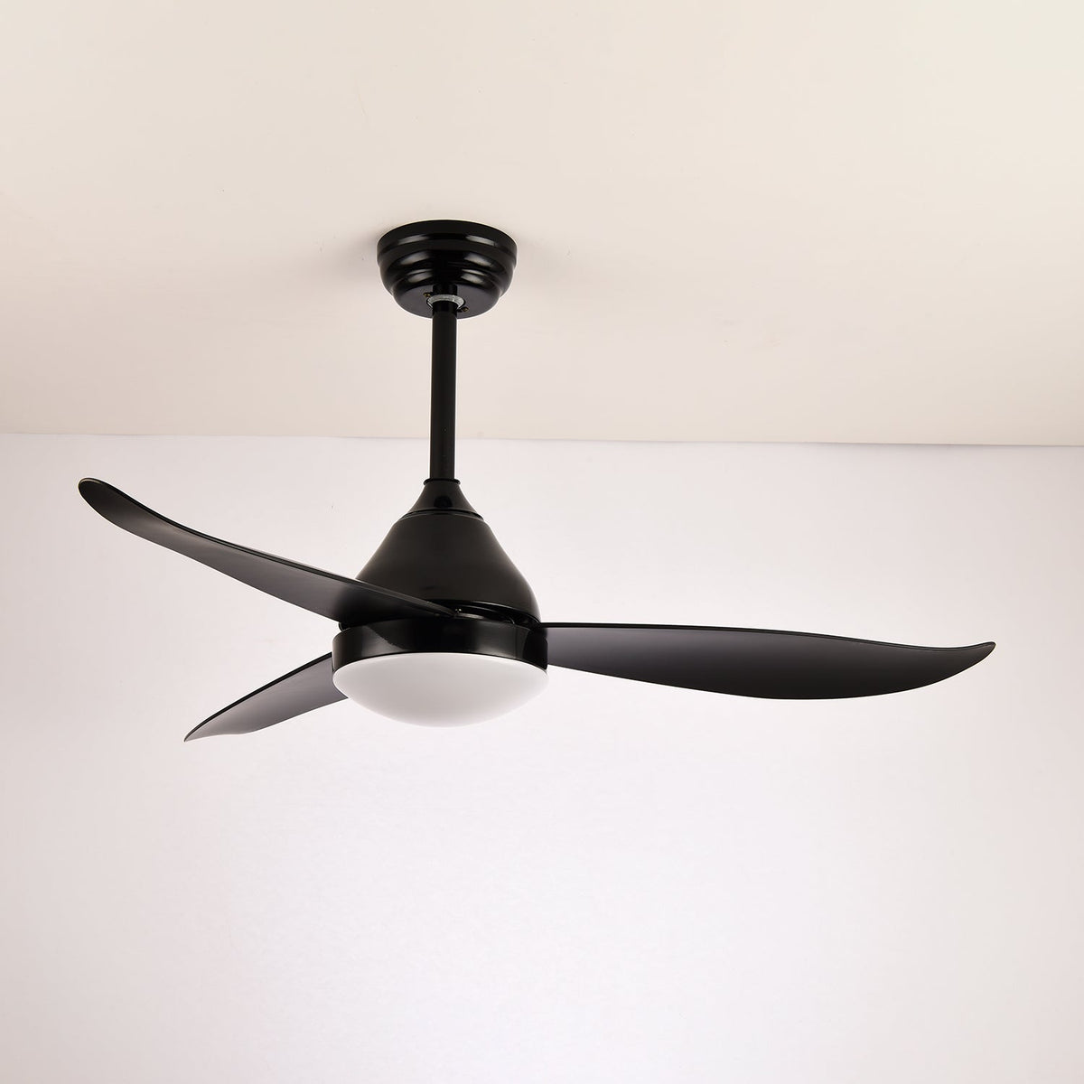 Fia Ventilatore da soffitto con luce in legno moderno