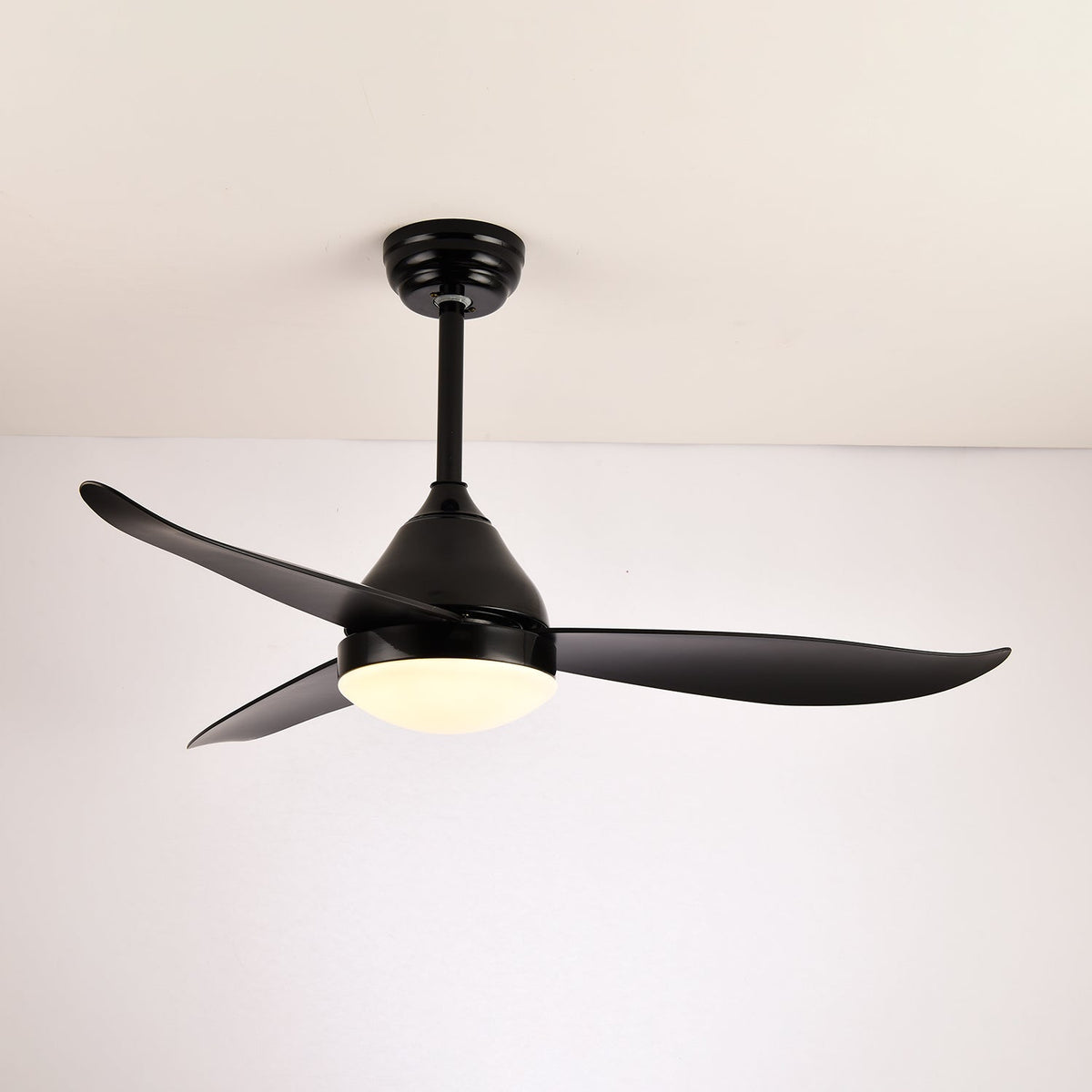 Fia Ventilatore da soffitto con luce in legno moderno