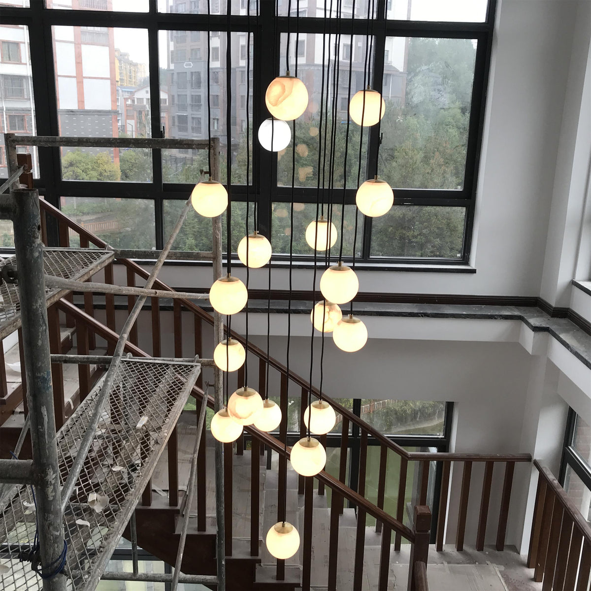 Gloruvye lampadario moderno a grappolo Sferico in alabastro