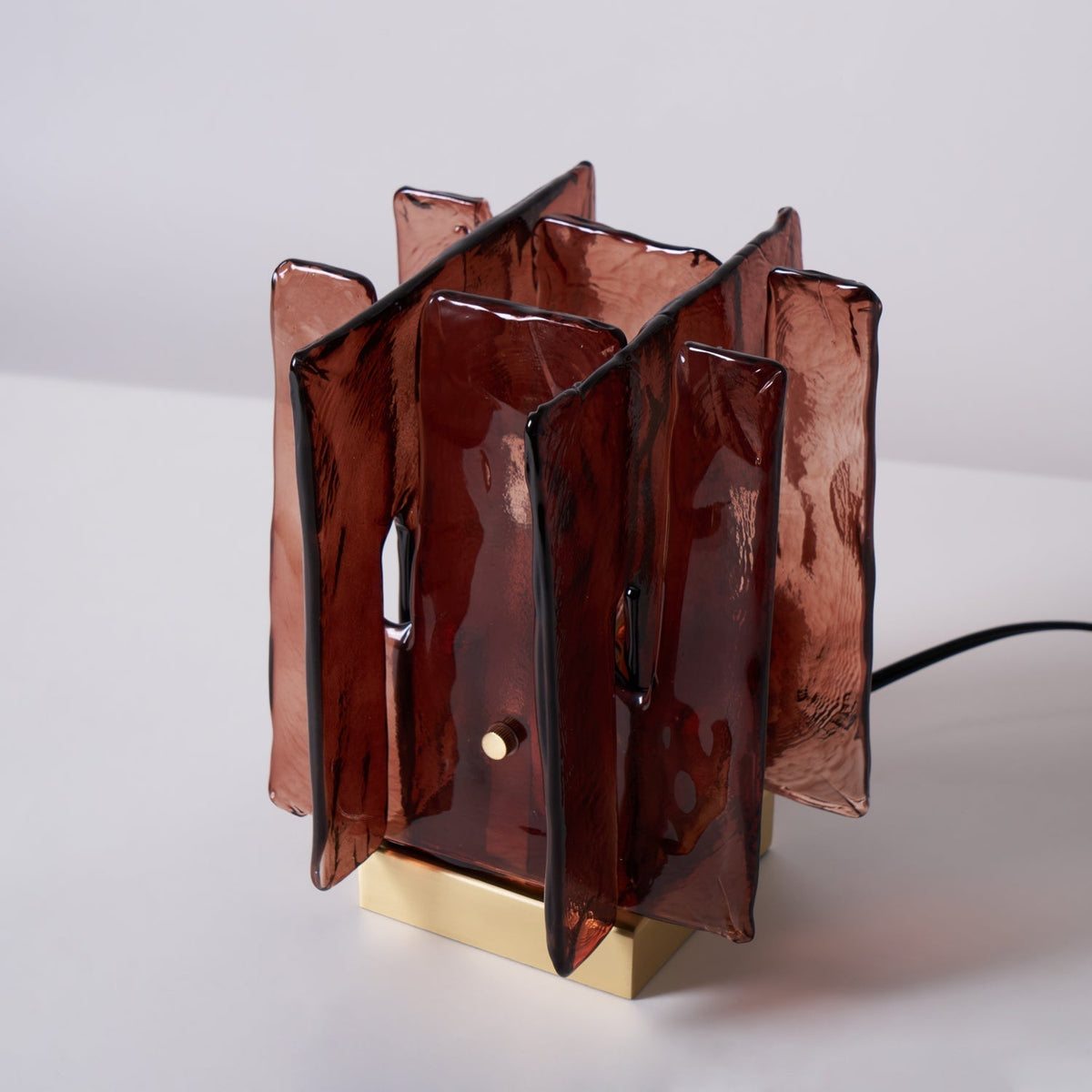 Avlaear lampada da tavolo in vetro artigianale