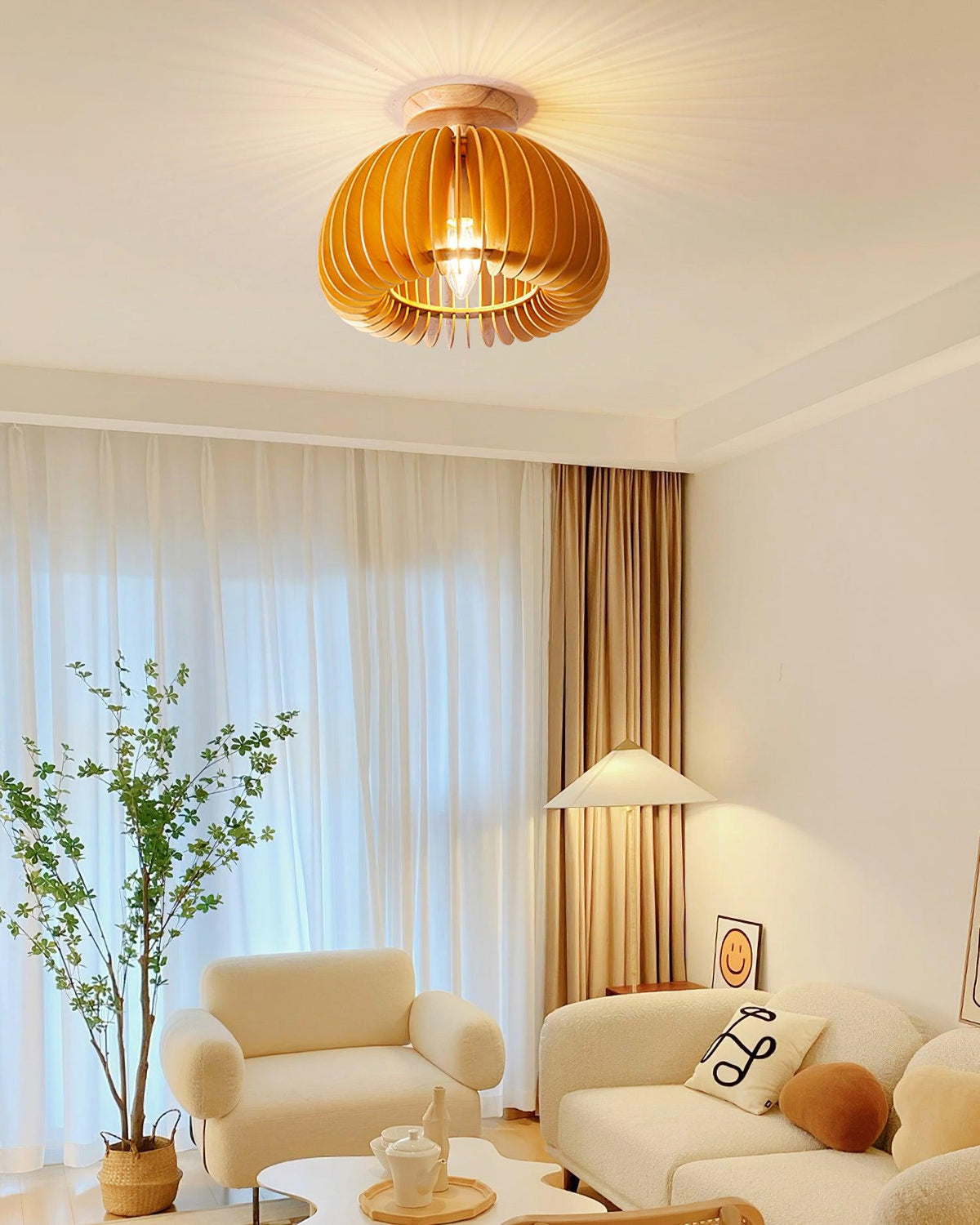 Lampada da soffitto a forma di zucca con rosone e paralume di basswood naturale | Relic Pieces