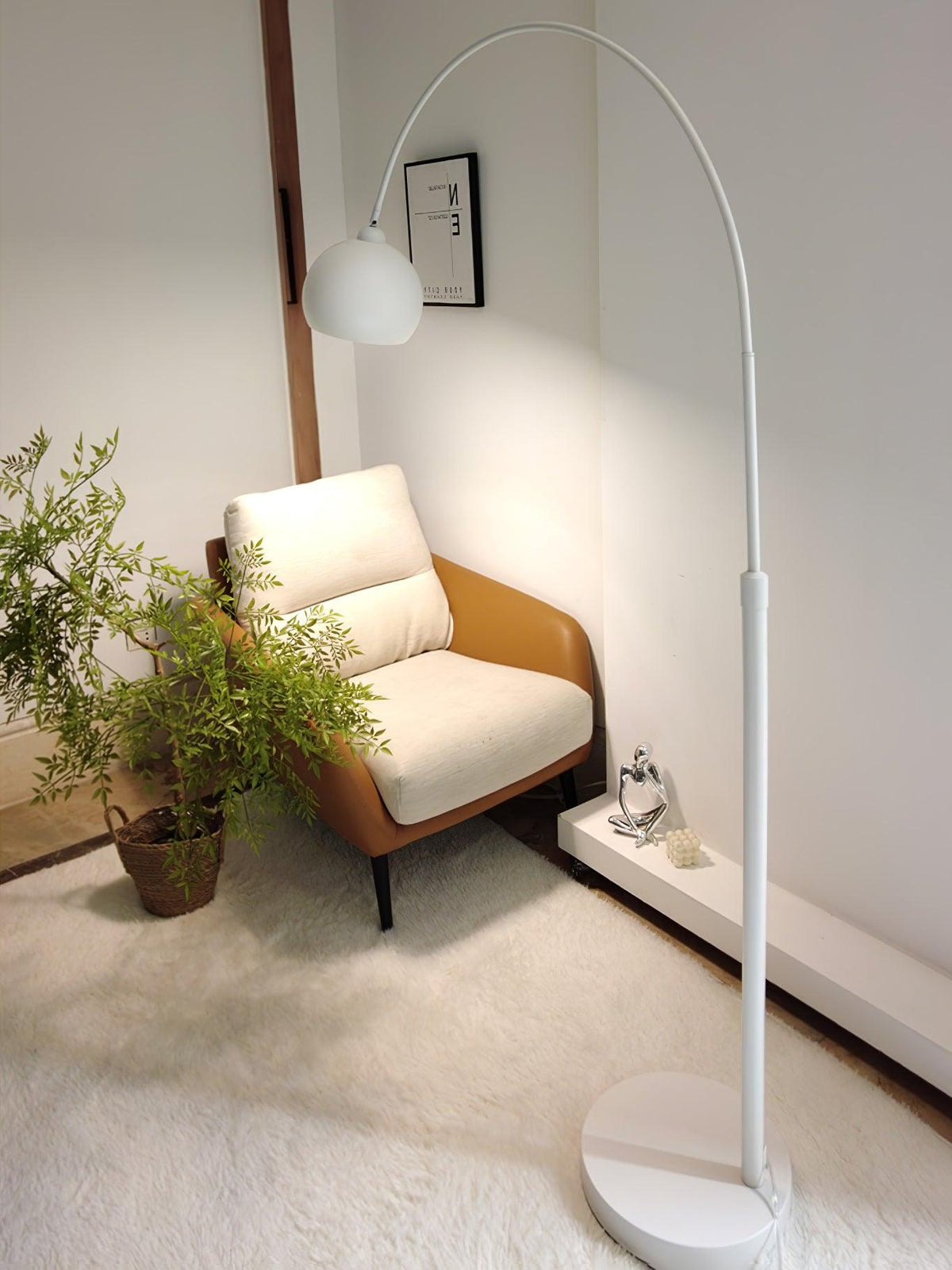 Opal lampada da terra minimalista
