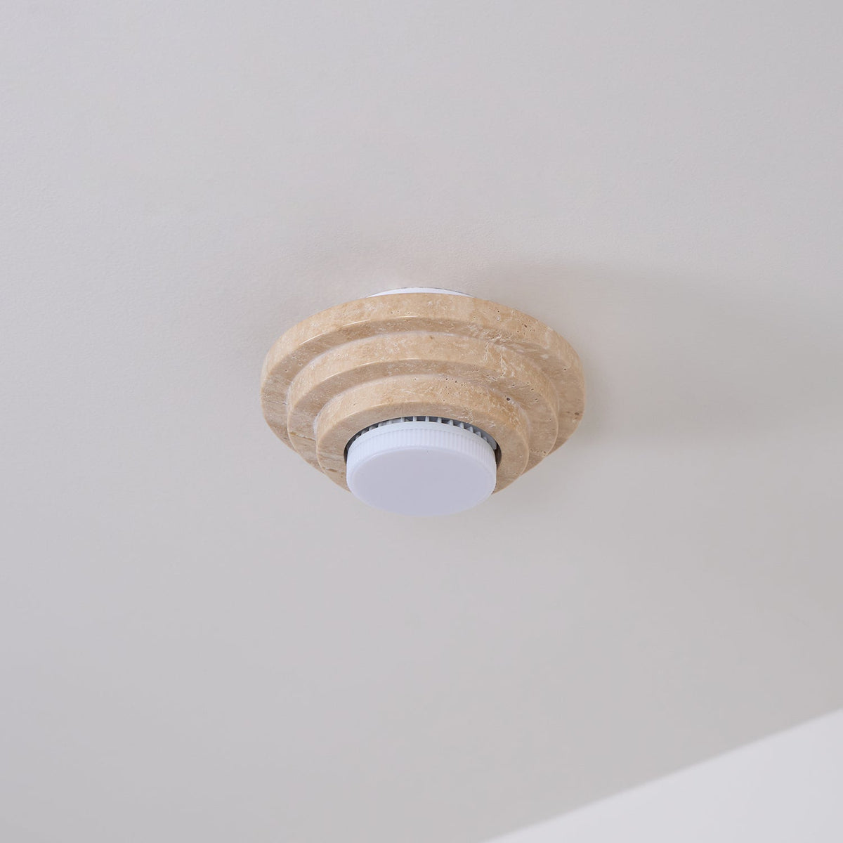 Zadoraris lampada da soffitto a strati in travertino