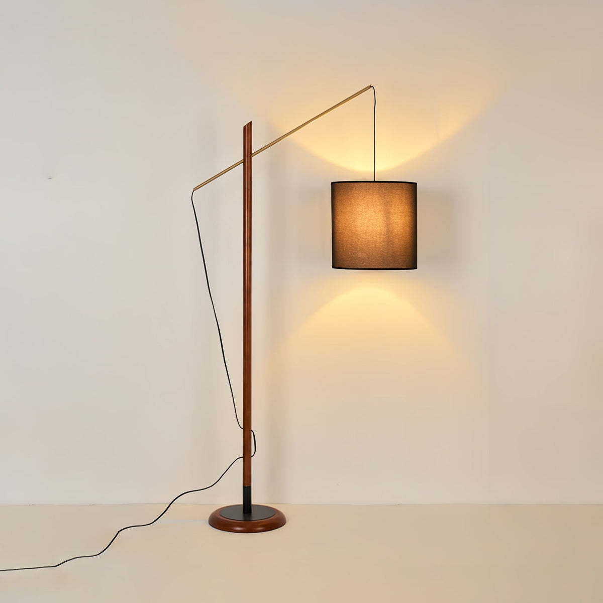 Nyvariol lampada da terra minimalista in legno