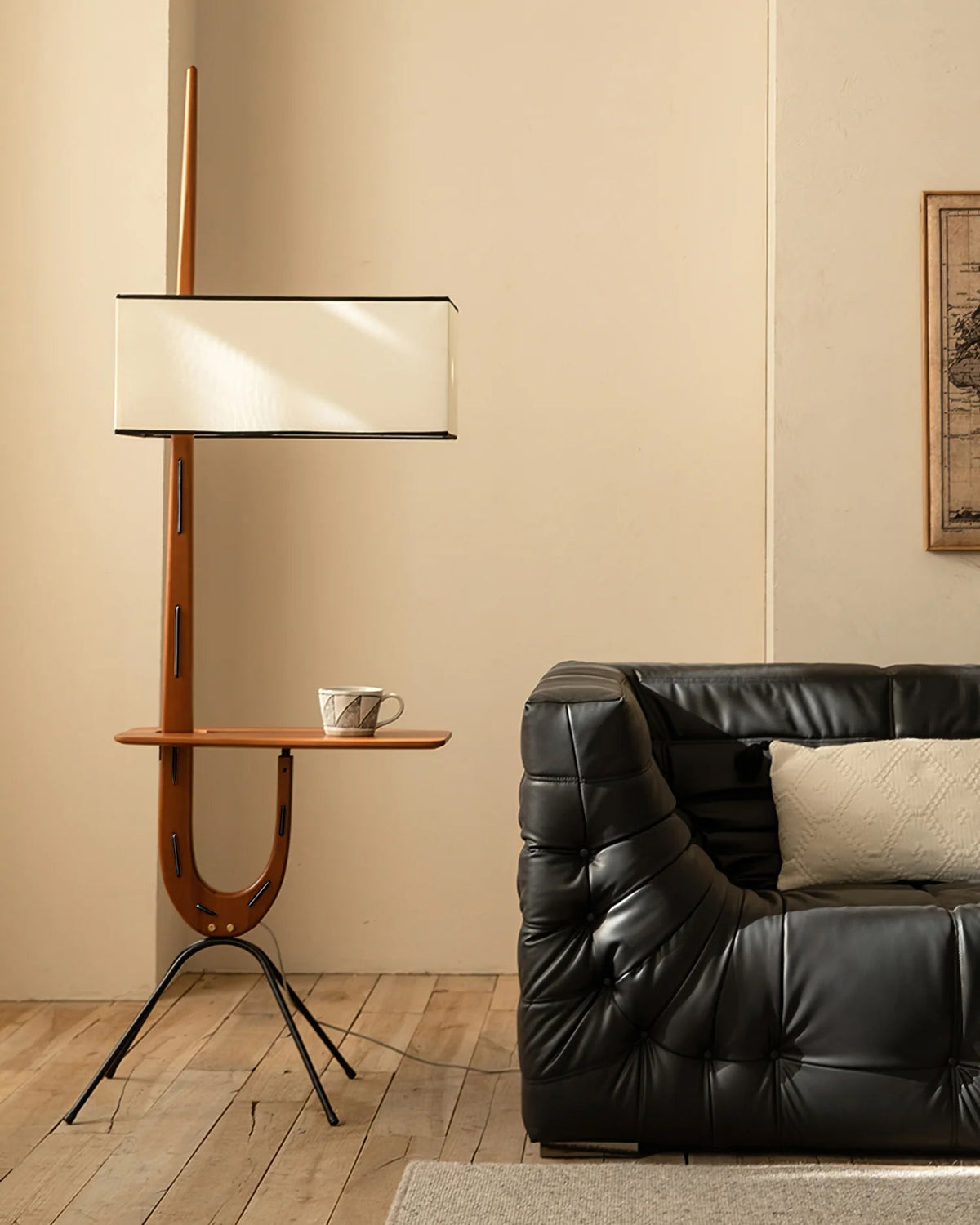 Vemara lampada da terra in legno Stile di metà secolo