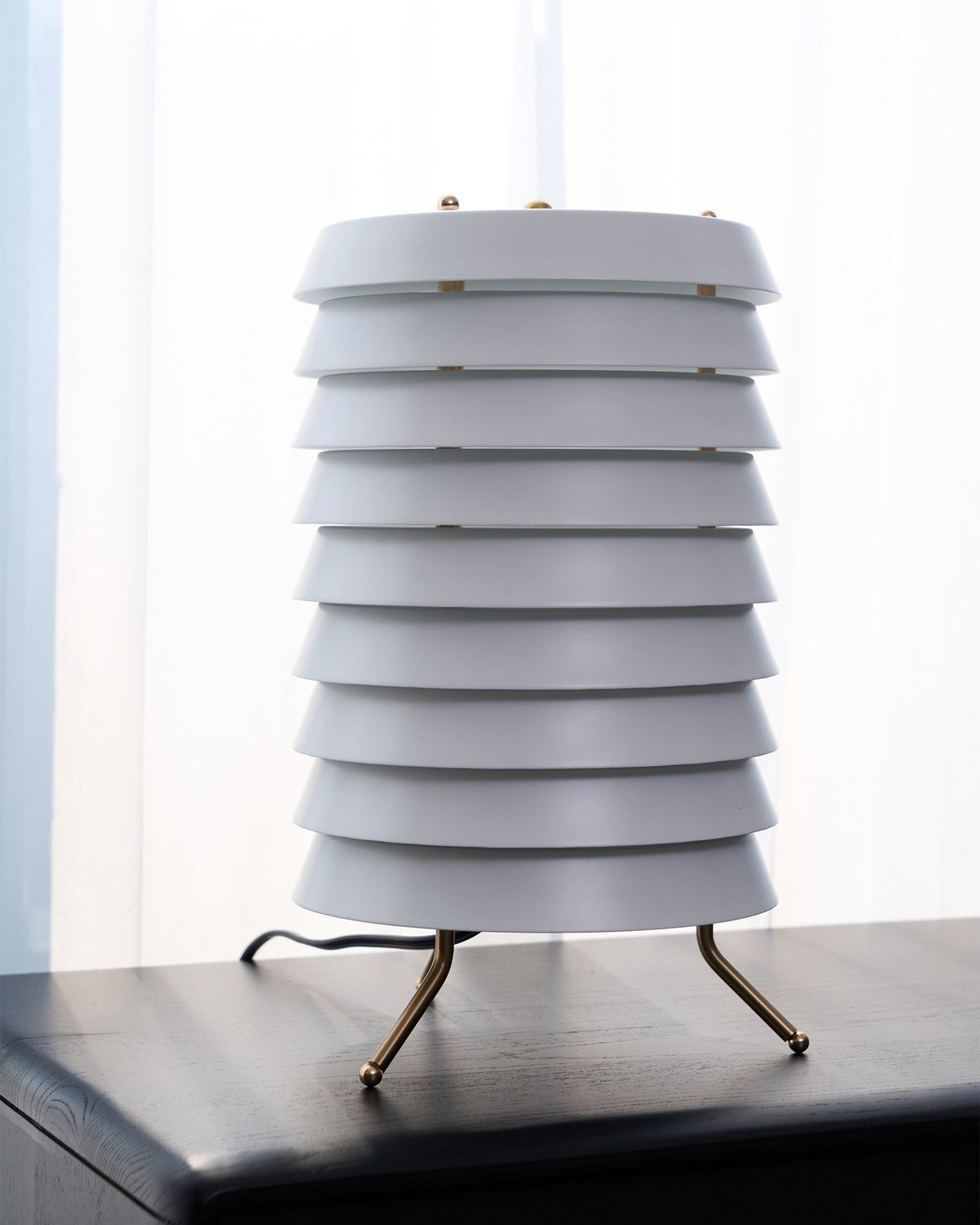 Orelelette lampada da tavolo Lattice Scandina