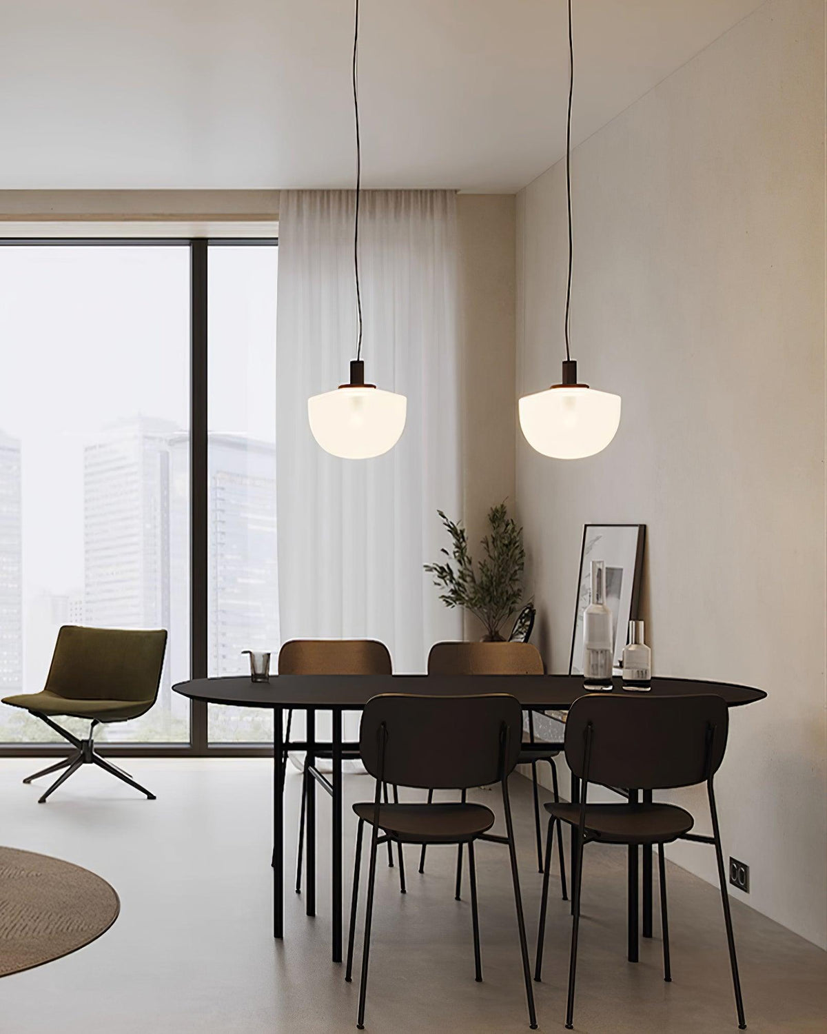 Lampada a sospensione in vetro, rosone metallico, design minimalista in metallo