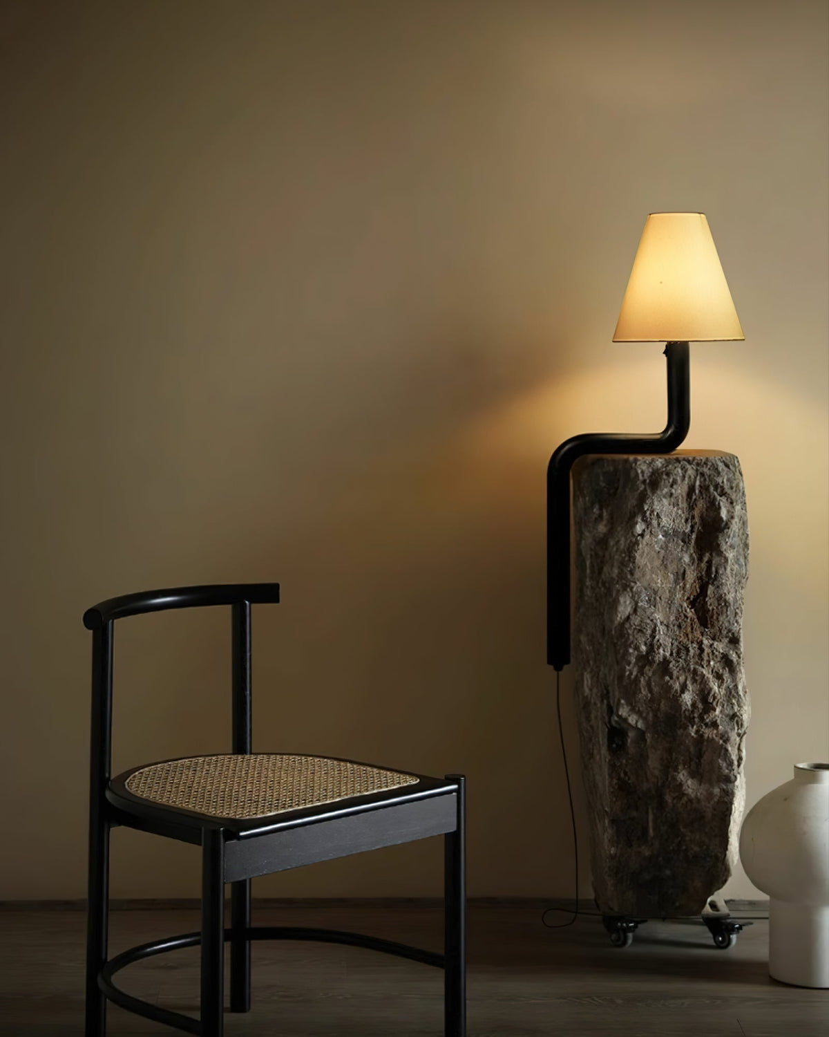 Syleielle lampada da tavolo in legno Curvo