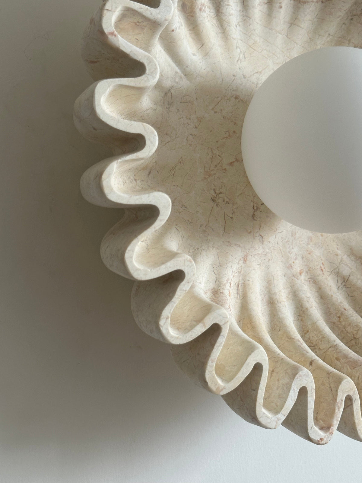 Avenisielle applique