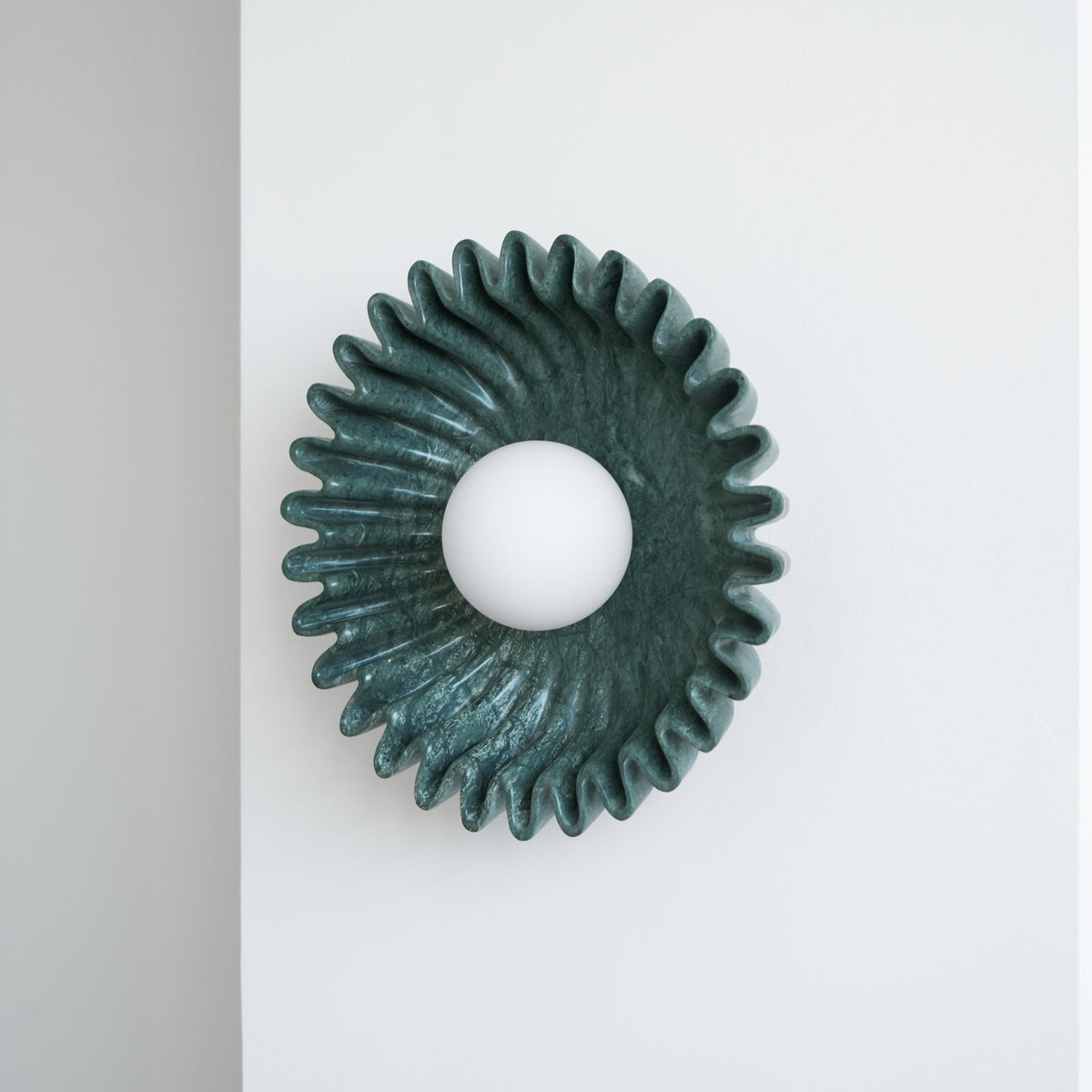 Avenisielle applique