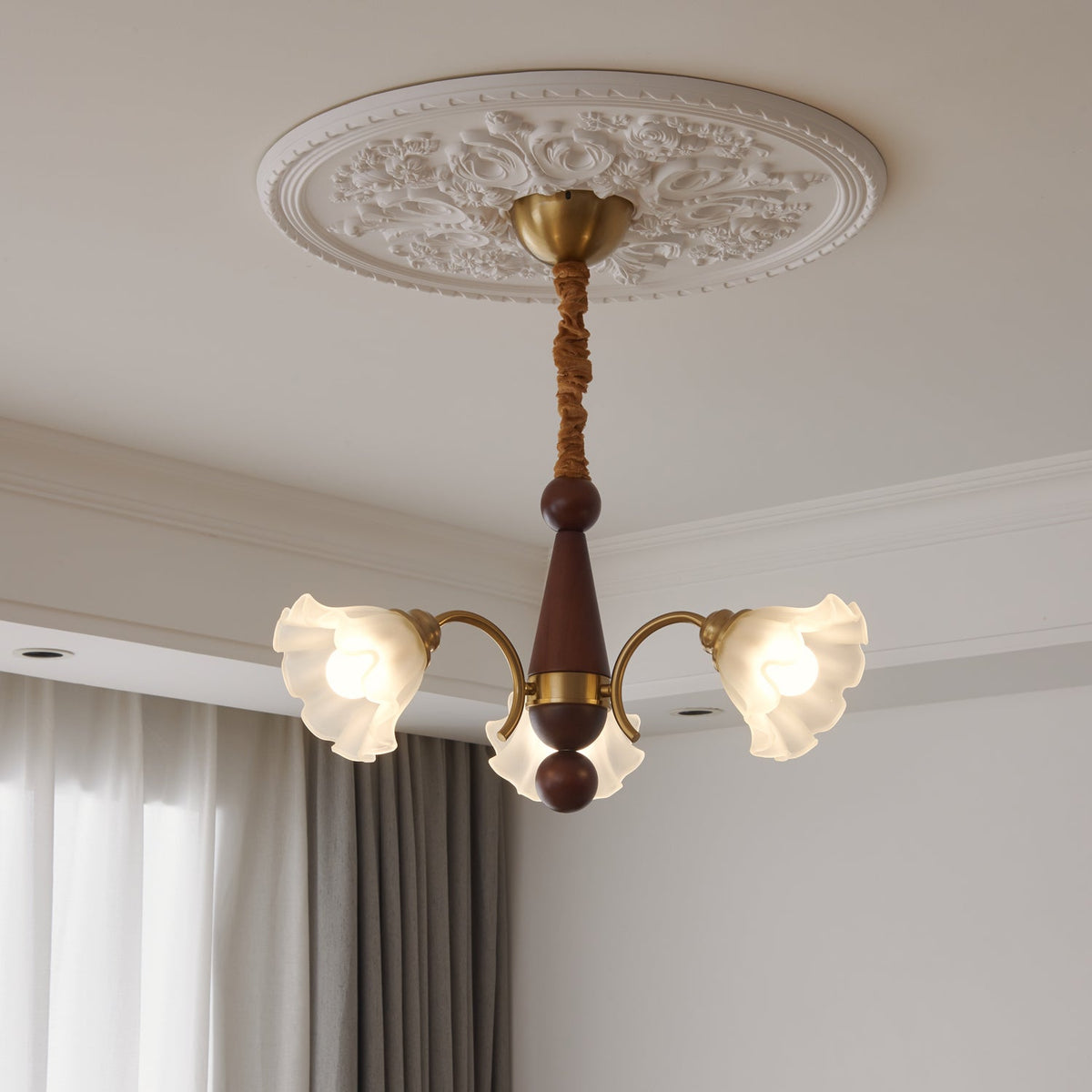 Ilvinan lampadario Eleganza Tradizionale in legno e vetro