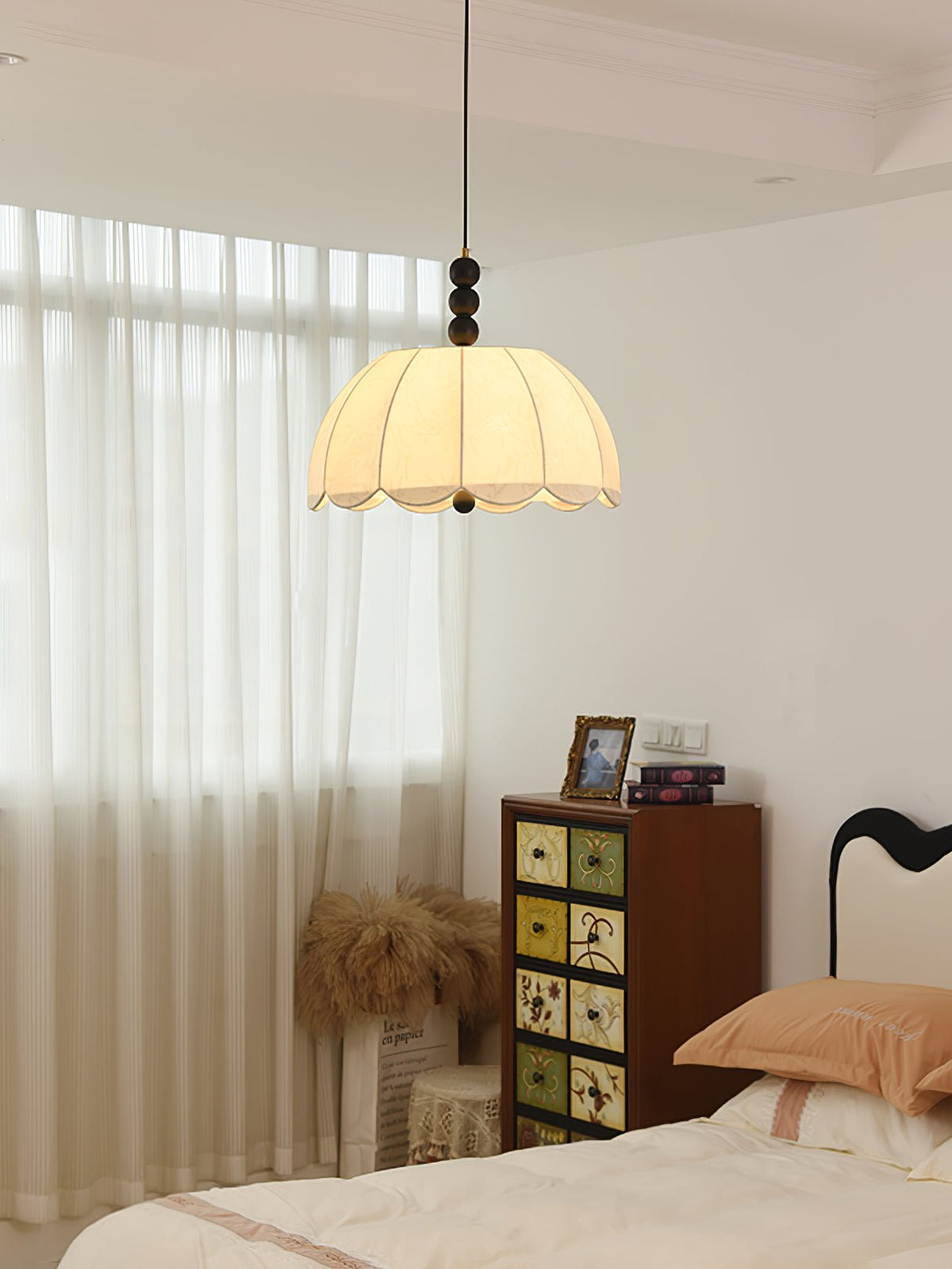 Syphaen lampada a sospensione in legno con fiore in tessuto