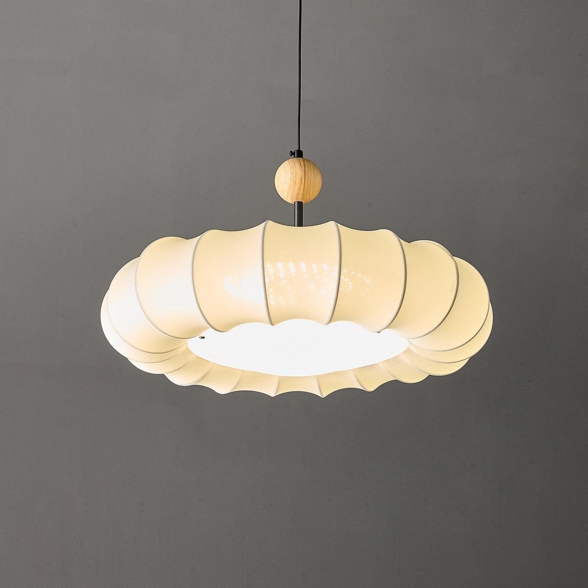 Syliselia lampada a sospensione minimalista in legno