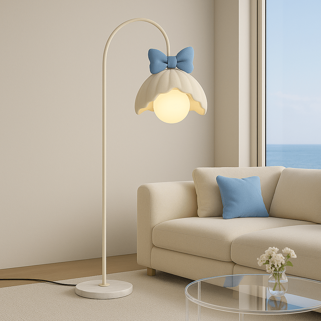 Bow Trim Petal Shade lampada da terra floreale