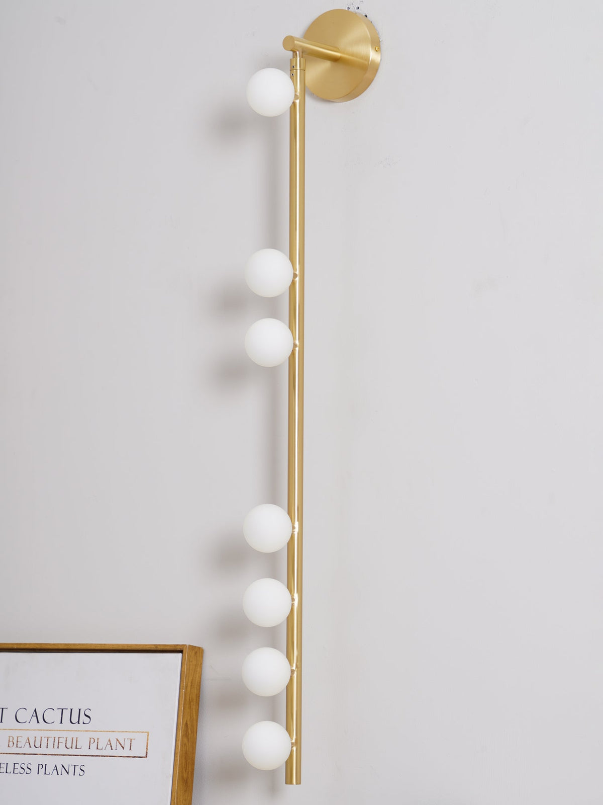 Pamela lampada da parete in ottone e vetro con Spina