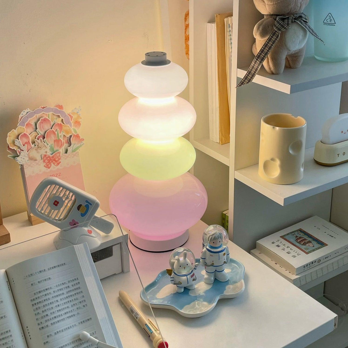 Nimbx lampada da tavolo in marmo artistico