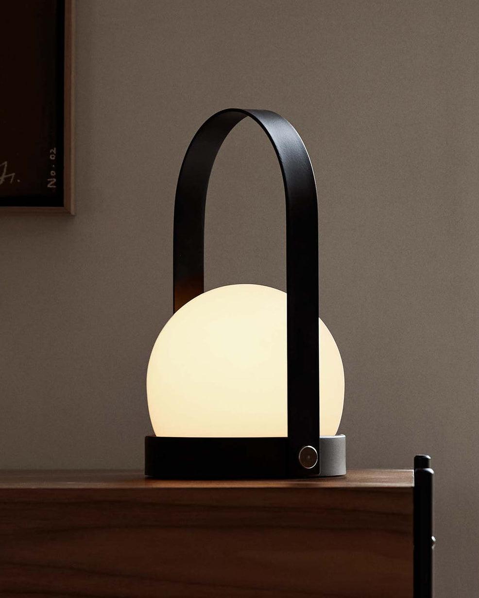 Zenon lampada da tavolo in vetro minimalista