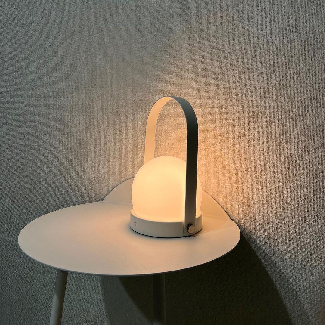 Zenon lampada da tavolo in vetro minimalista