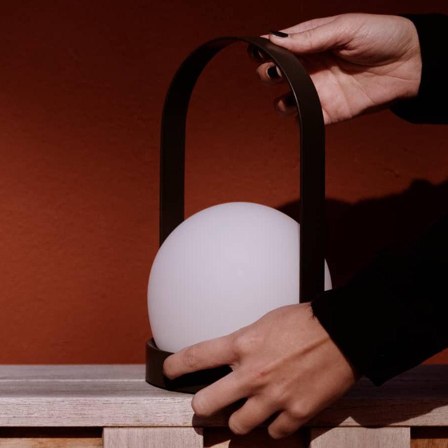 Zenon lampada da tavolo in vetro minimalista