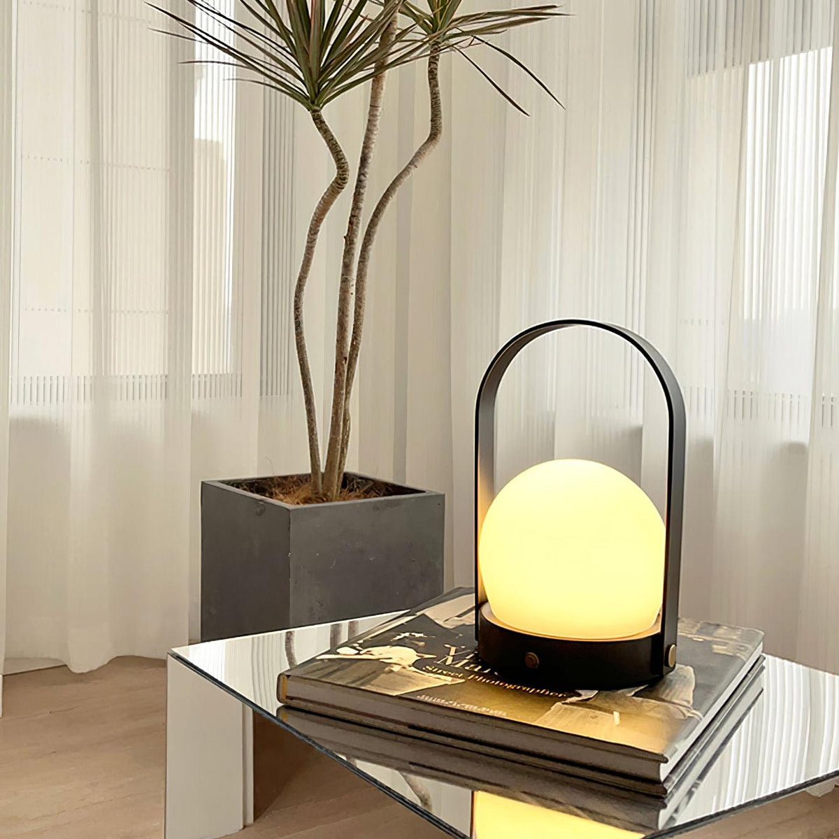 Zenon lampada da tavolo in vetro minimalista