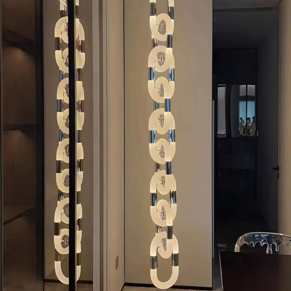Lampada a sospensione in acciaio inox moderno a catena
