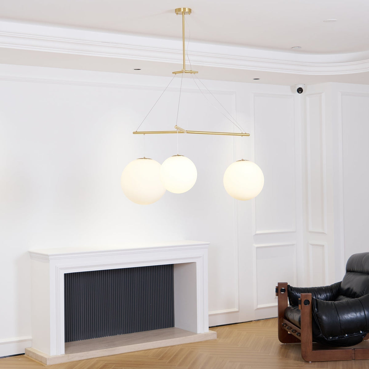Triad lampada a sospensione in vetro minimalista