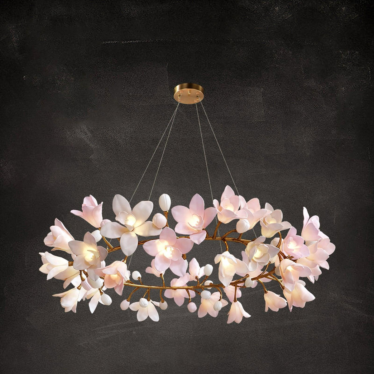 Elemu lampadario in ottone con fiori in Ceramica Rosa