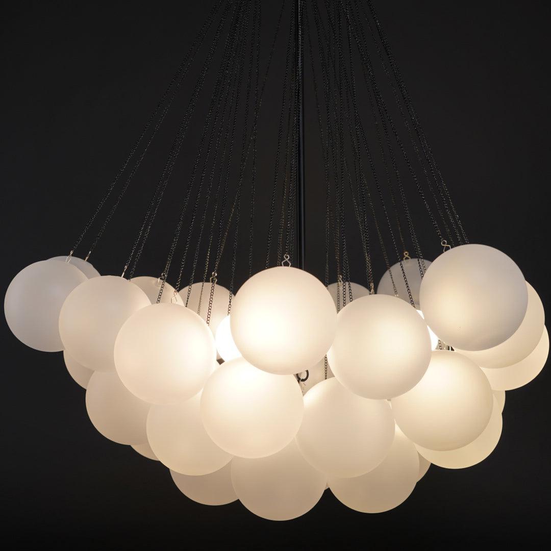 Lustra Lux Lampadario con Bolle in Vetro Satinato - Relic Pieces