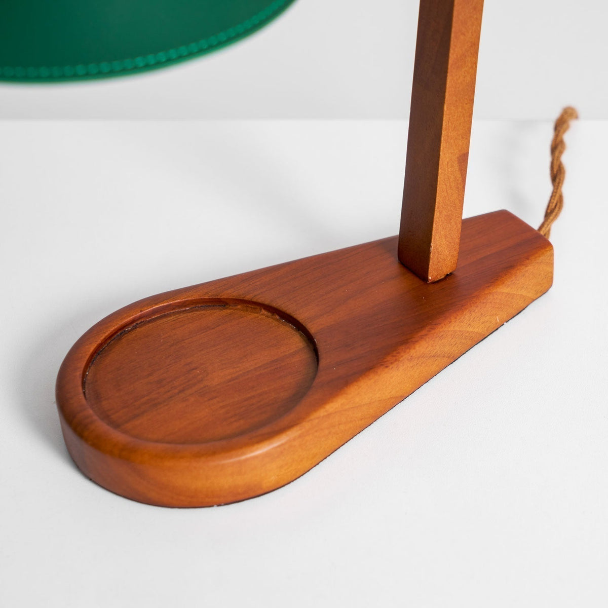 Oreliira lampada da tavolo