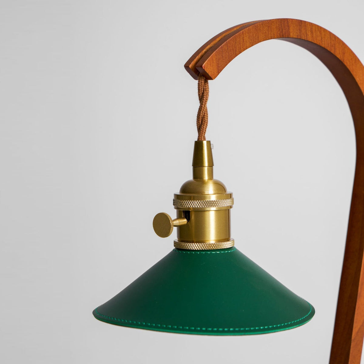 Oreliira lampada da tavolo