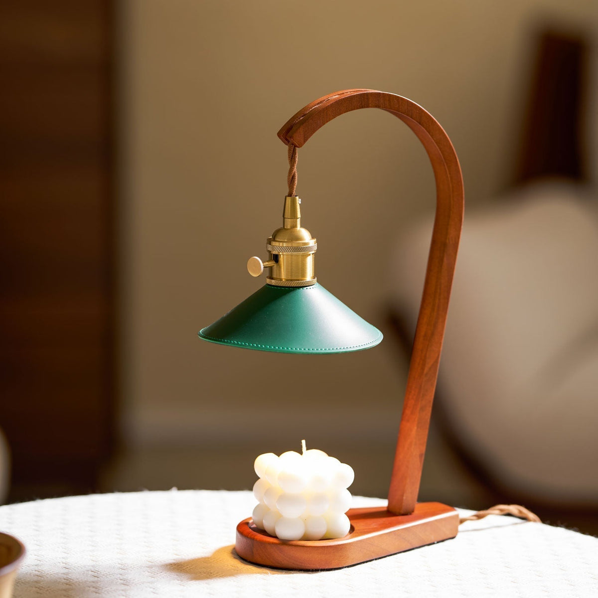 Oreliira lampada da tavolo