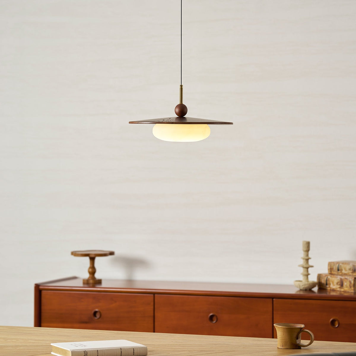 Viraeriella lampada a sospensione
