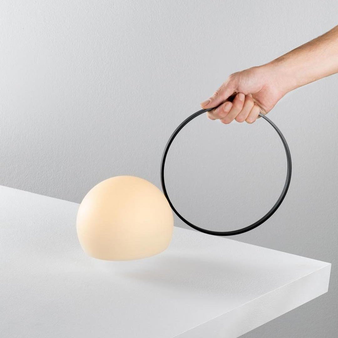 Cooper lampada da tavolo minimalista