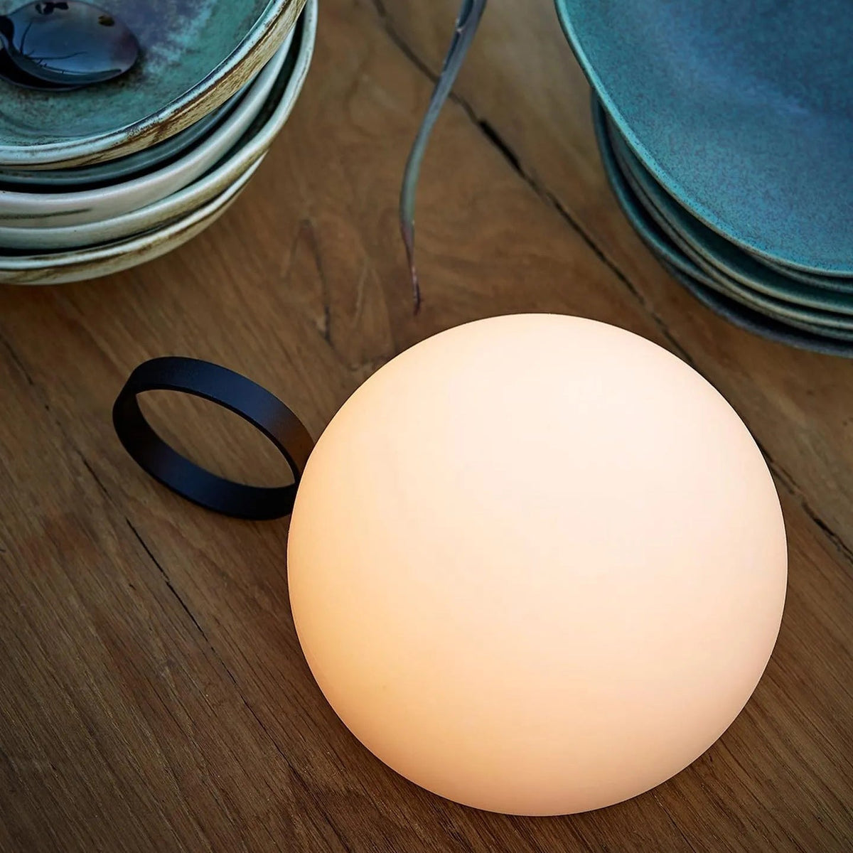 Cooper lampada da tavolo minimalista