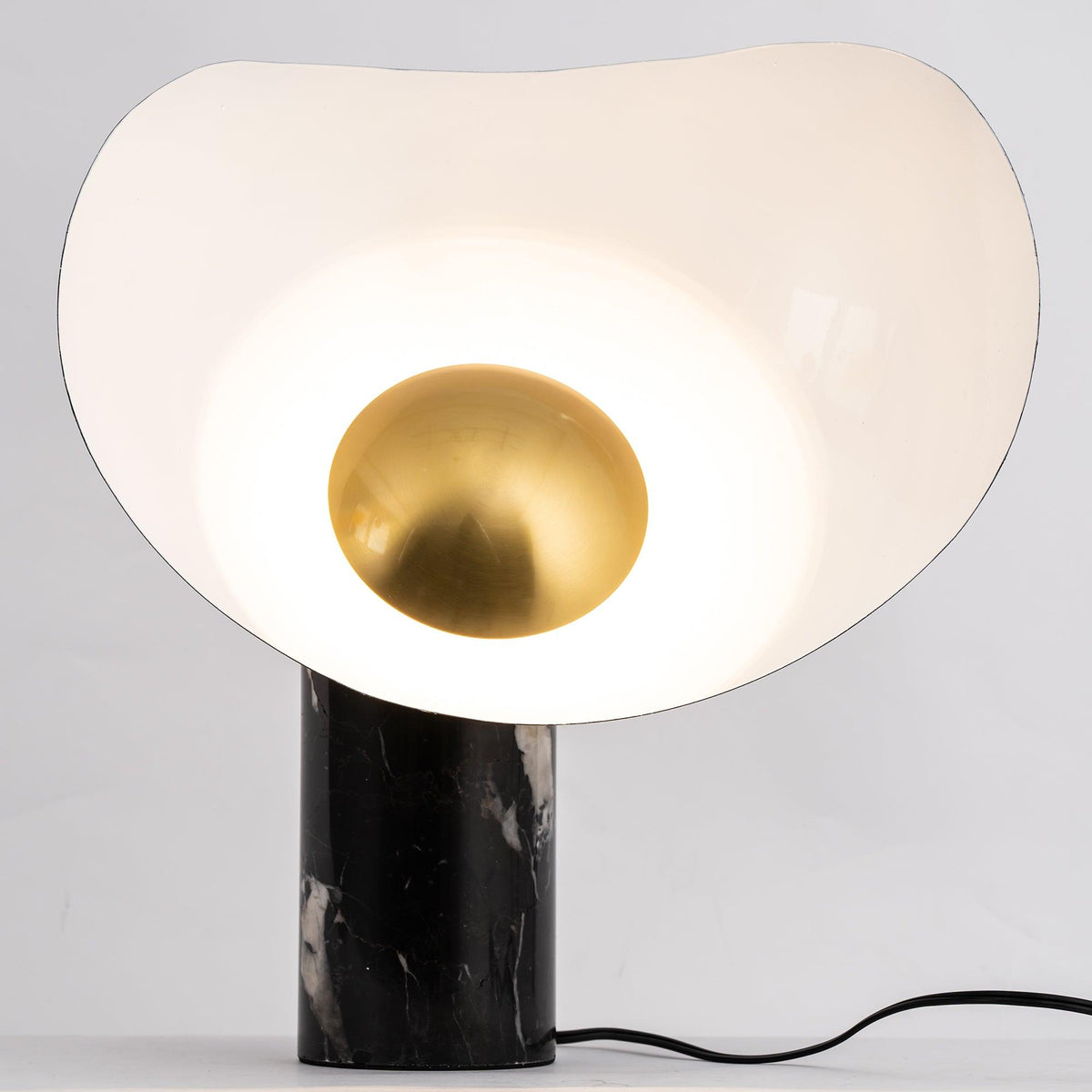 Astelor lampada da tavolo in marmo moderno