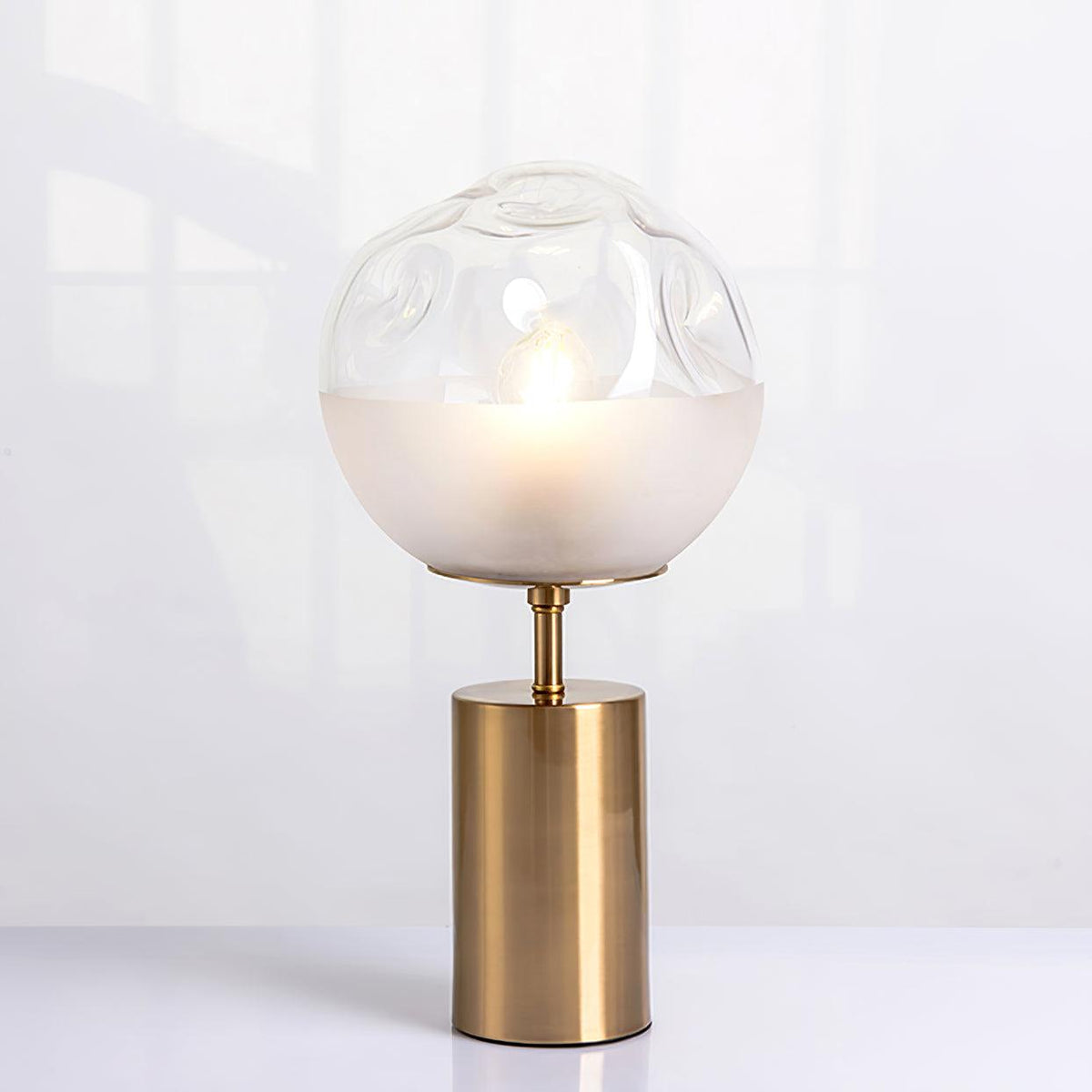 Aurea lampada da tavolo in vetro classico