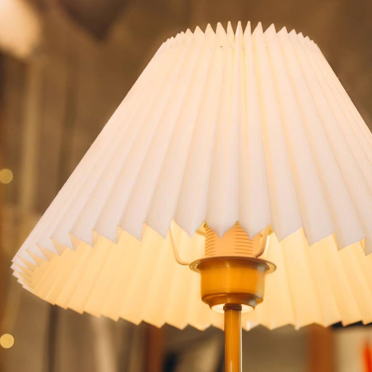 Mirelaya lampada da tavolo