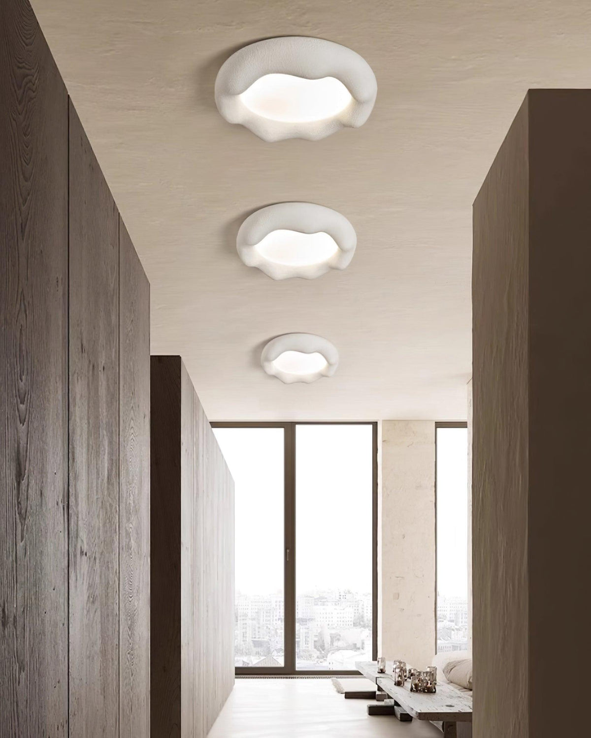 Lampada da soffitto in resina organica e fibra di vetro color beige