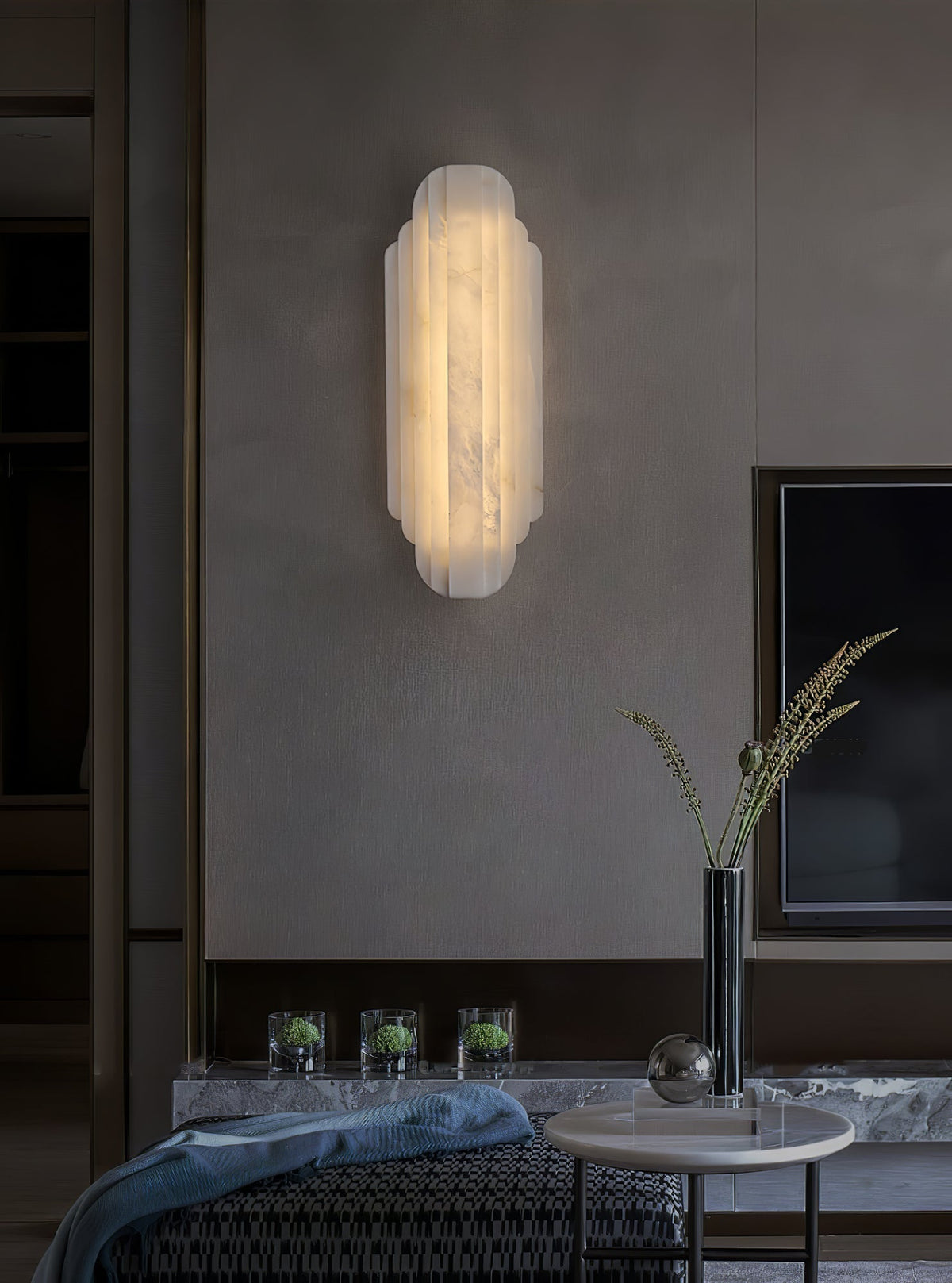 Avenanina lampada da parete in alabastro Stile Art Deco