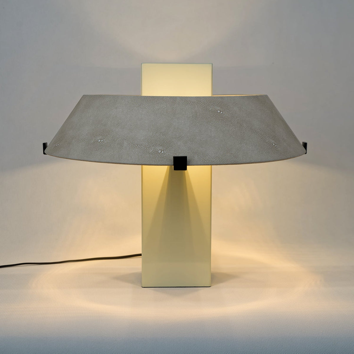 Cruz lampada da tavolo