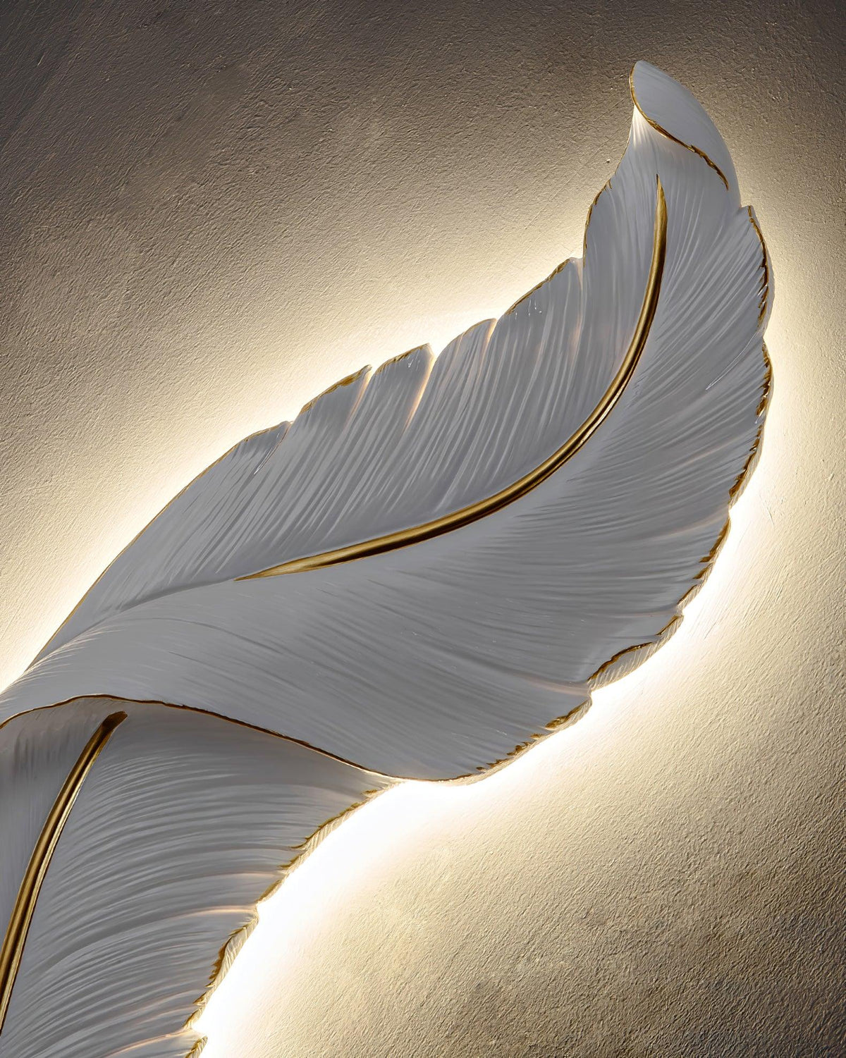 Arvess lampada da parete in resina Individual Creativity Feather