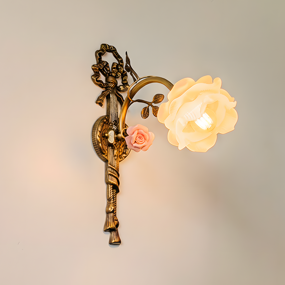 Henrietta applique