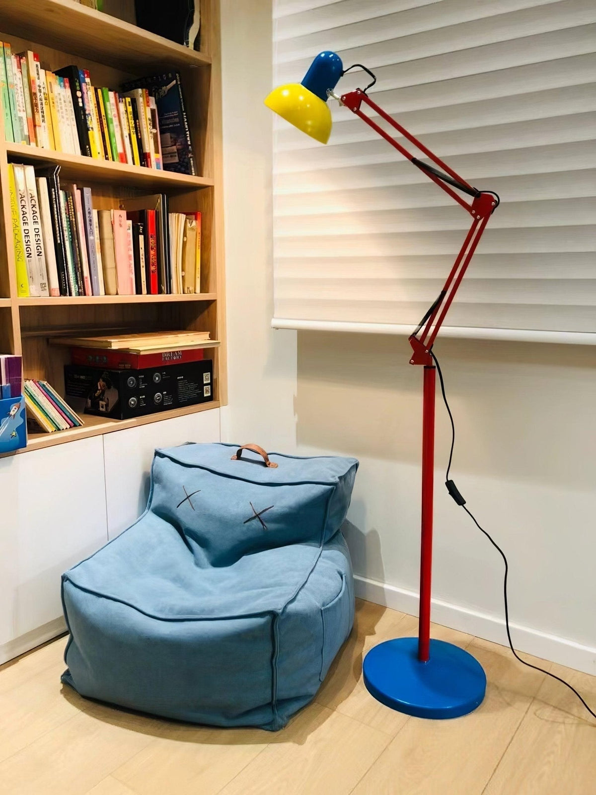 Idoren lampada da terra Playful